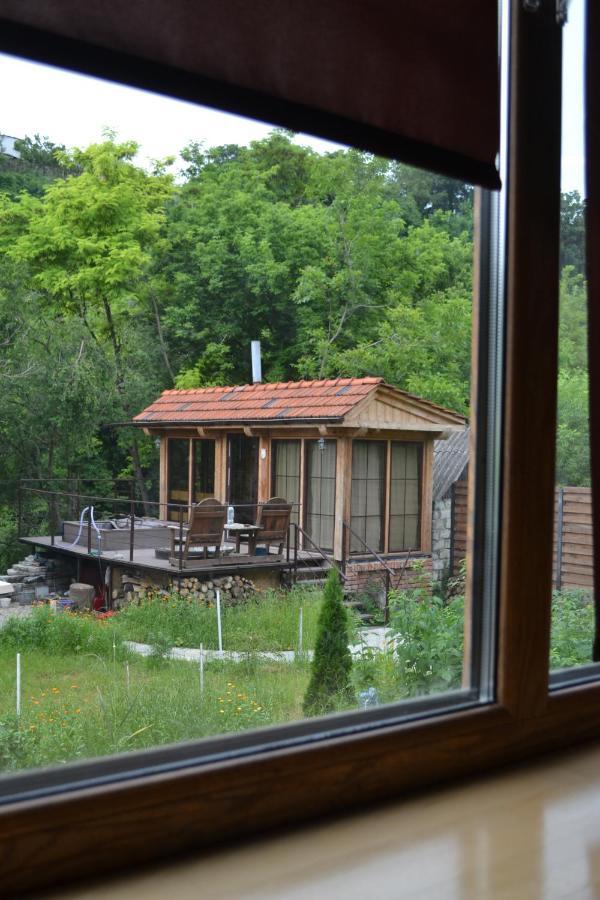 Romantic Guest House Kamianets-Podilskyi Exterior photo